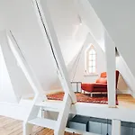 Constantine Apartment *