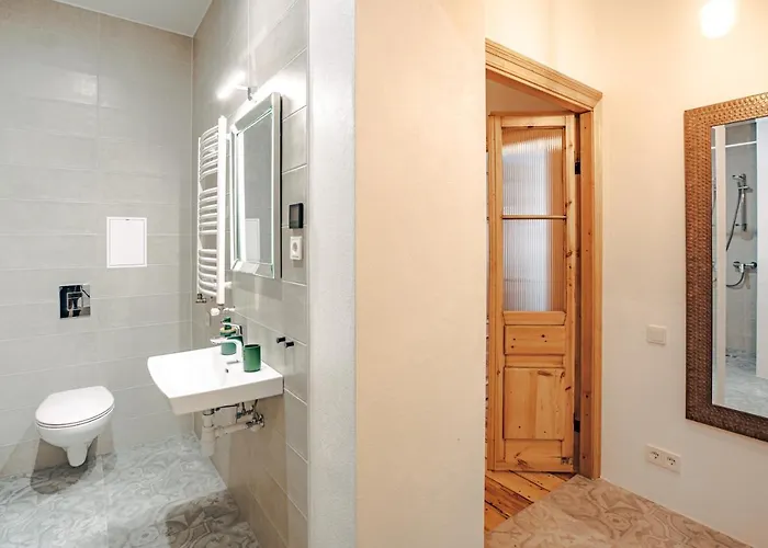 Constantine Dzīvoklis *