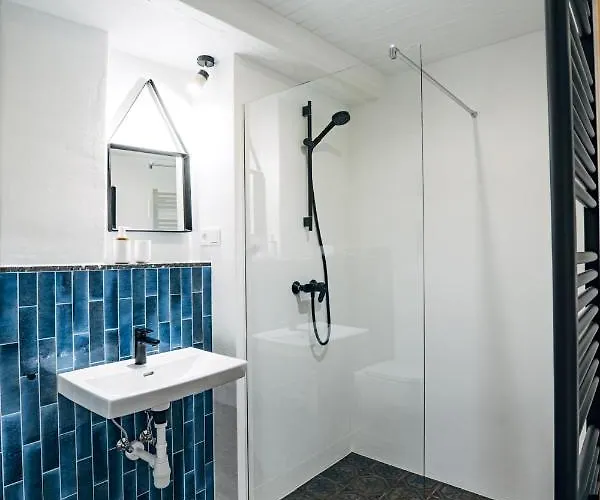 Constantine Dzīvoklis *